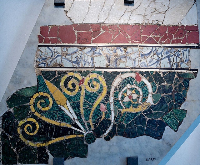 Opus sectile floral Massimo.jpg
