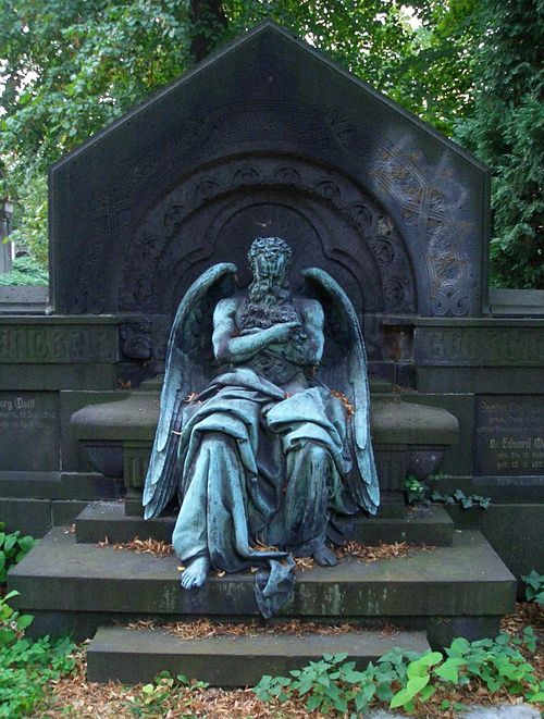 Chronos,sleeping on Wolff grave-ME fec