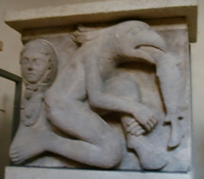 Maestro delle metope, ittiofago 01.JPG