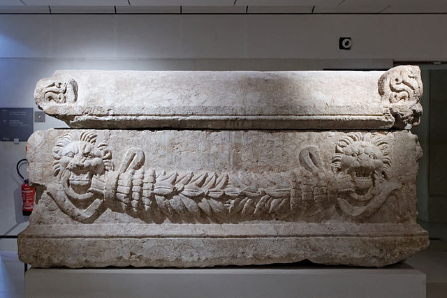Sarcophagus Louvre AO4962 n03
