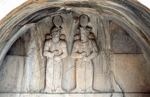 Taq-e Bostan - High-relief Shapur II and Shapur III